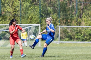 Bild 109 - F TSV Zarpen - Holstein Kiel II : Ergebnis: 2:6